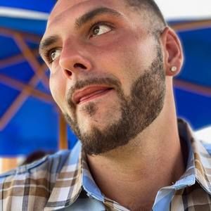 Meet your Posher, Nicholas